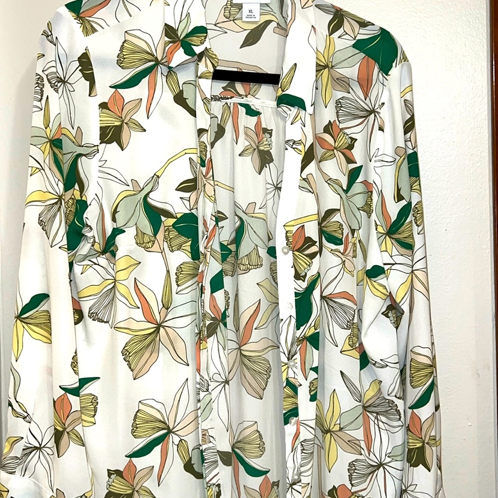 Dress shirt Liz Claiborne white multi print